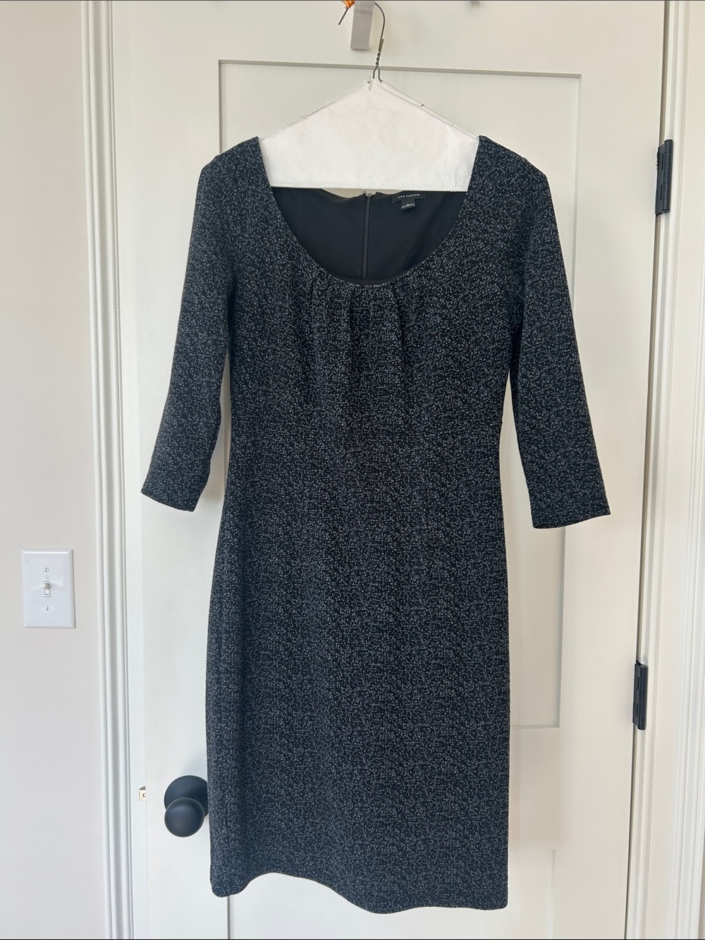 Ann Taylor Black Heather Scoop-Neck Sheath Dress